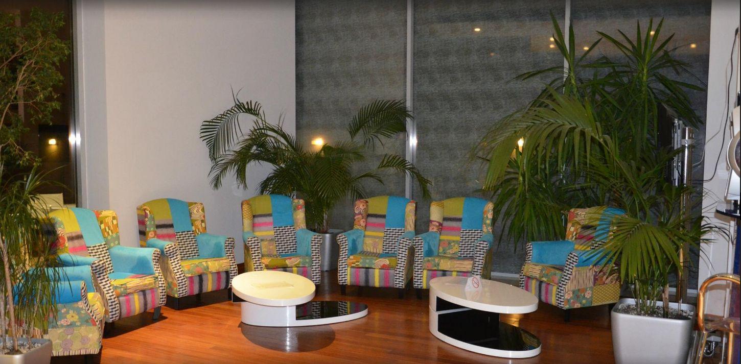 Marshal Garden Hotel Bucarest Exterior foto Interior of the airport